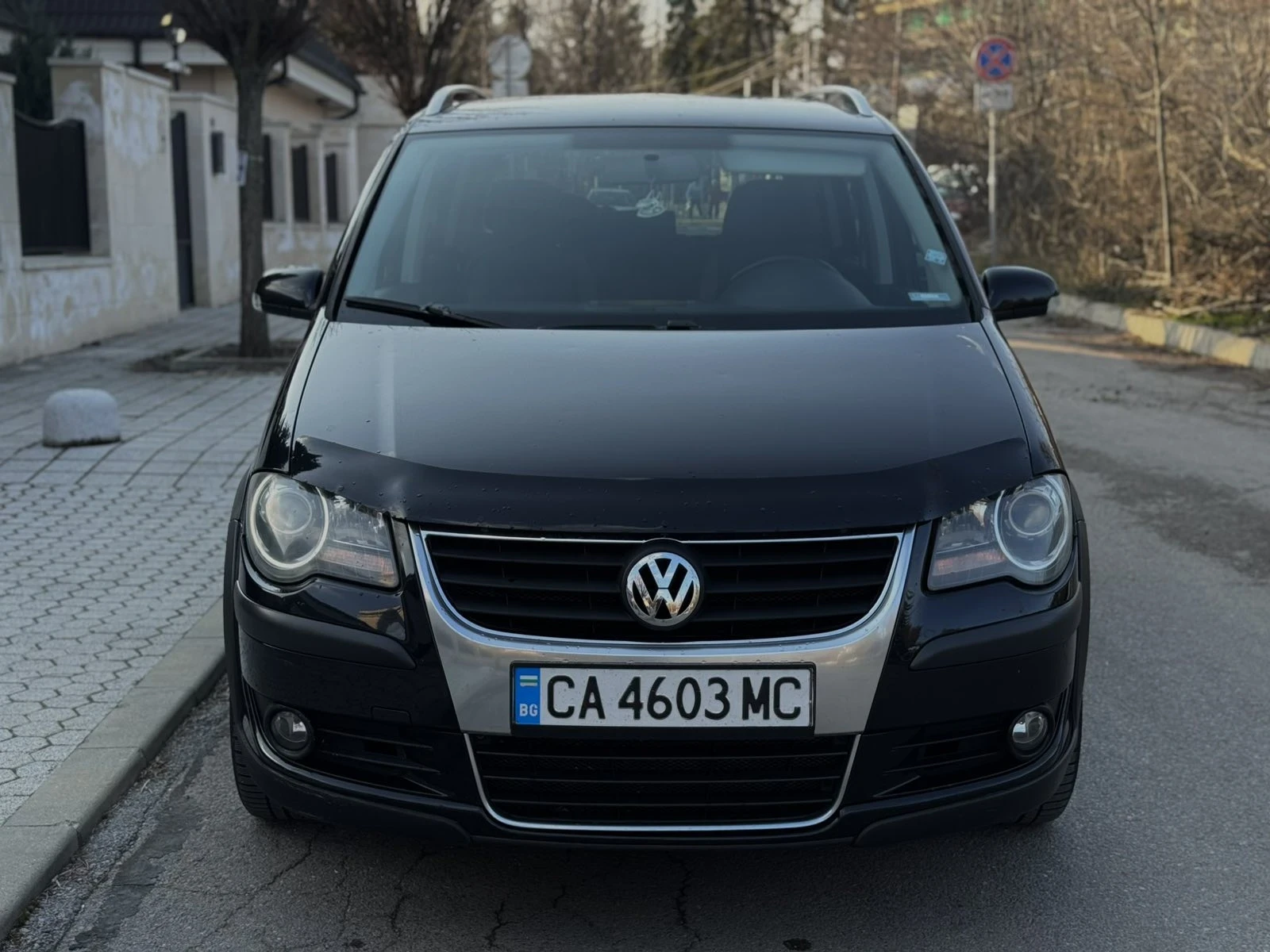 VW Touran CrossTouran-1.9TDI, 6+ 1, РЕАЛНИ КМ!, снимка 2 - Автомобили и джипове - 53982950