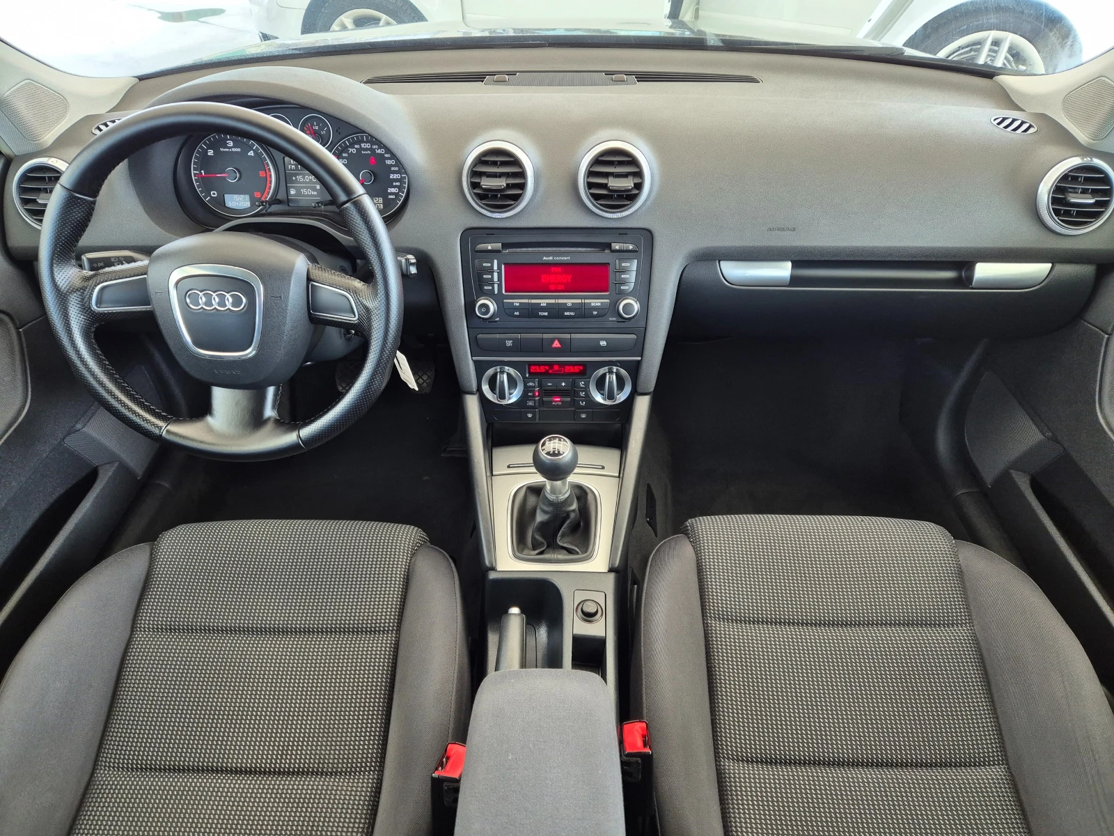 Audi A3 2.0TDI, снимка 12 - Автомобили и джипове - 54145479