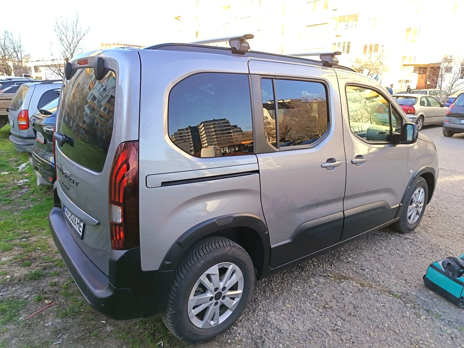 Peugeot Rifter, снимка 2 - Автомобили и джипове - 54153995