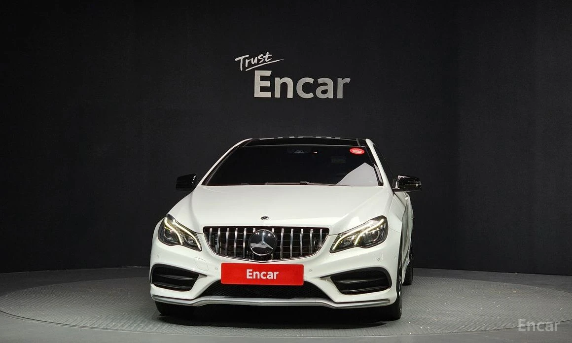 Mercedes-Benz E 400 AMG PACK* PANO* КОЖА* ПОДГРЕВ* ОБДУХВАНЕ* НАВИГАЦИ, снимка 3 - Автомобили и джипове - 54175799