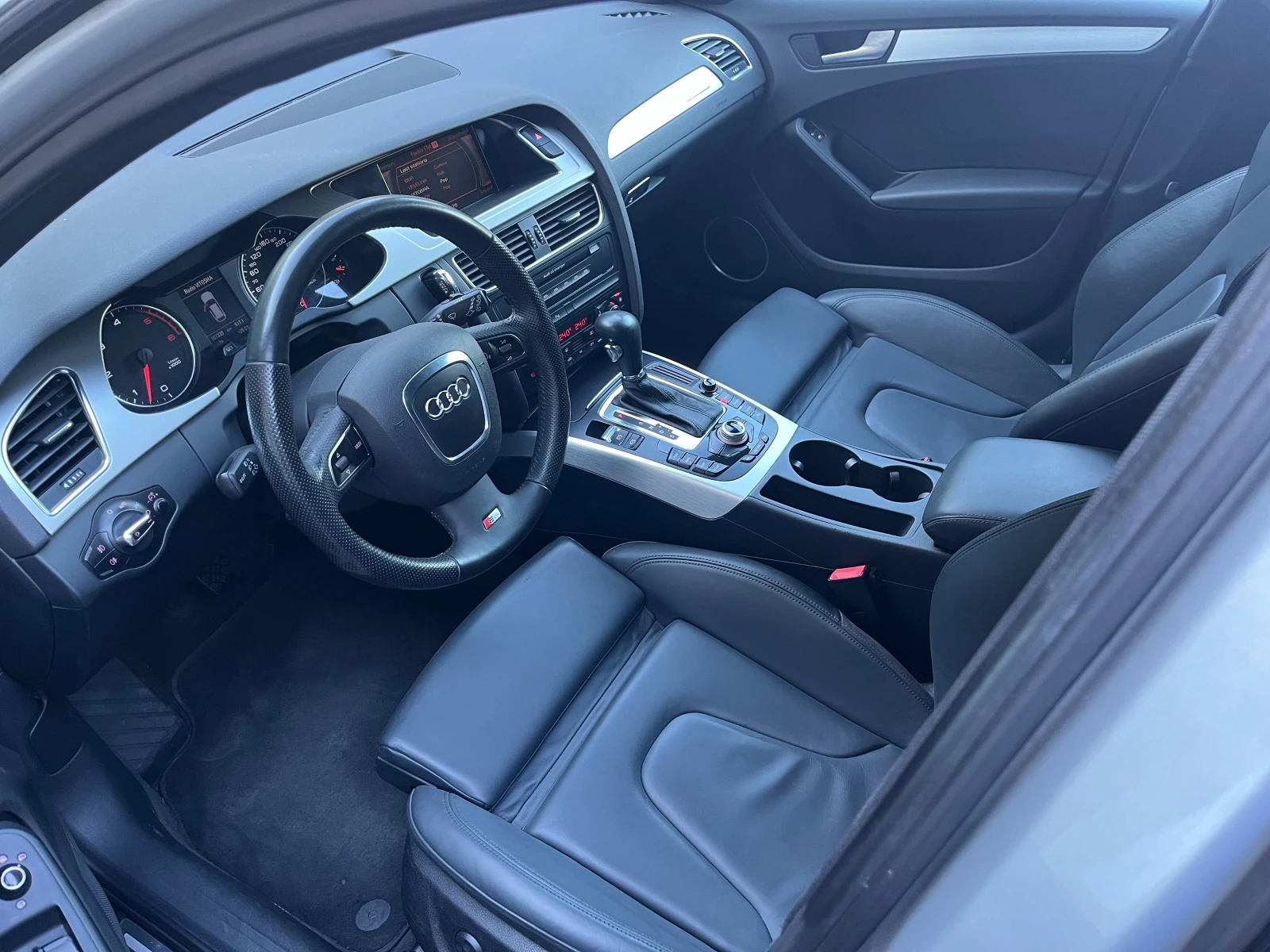 Audi A4 S-line Sportpaket / plus quattro, снимка 7 - Автомобили и джипове - 55175106