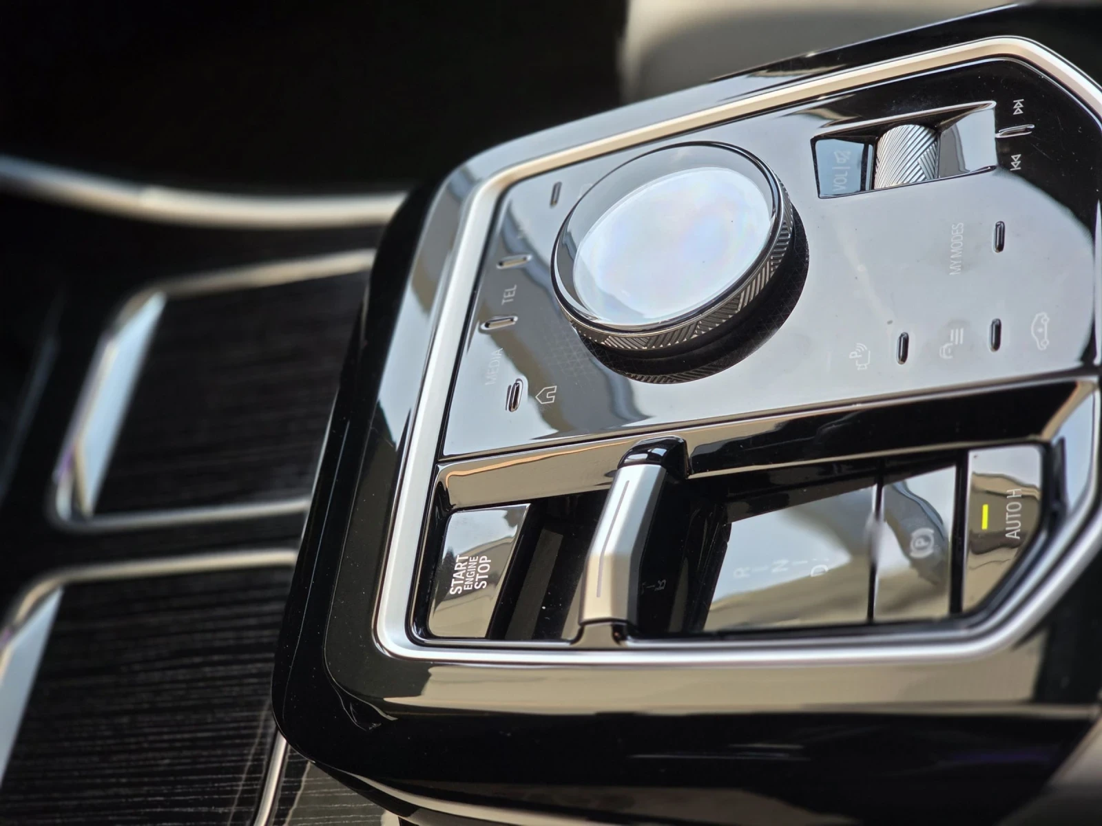 BMW 750 4x4, снимка 8 - Автомобили и джипове - 54335102