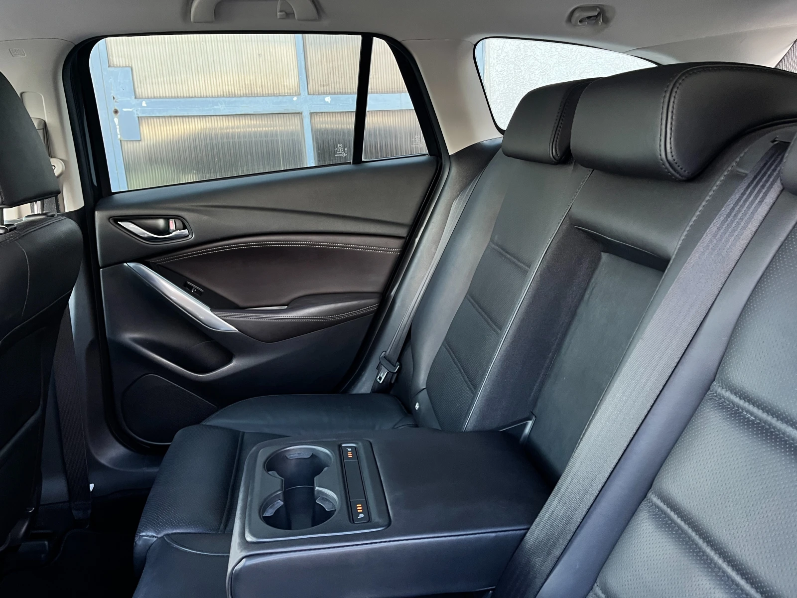 Mazda 6 2.2L SKYACTIV-D 175 AWD, снимка 2 - Автомобили и джипове - 54417696
