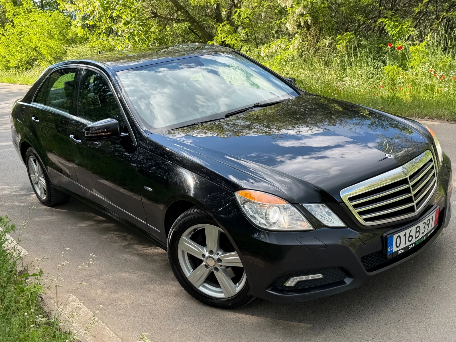 Mercedes-Benz E 350 CDI/231hp/AVANGARDE/МЪРТВА ЗОНА/LANE ASSIST/КОЖА/, снимка 5 - Автомобили и джипове - 54685650