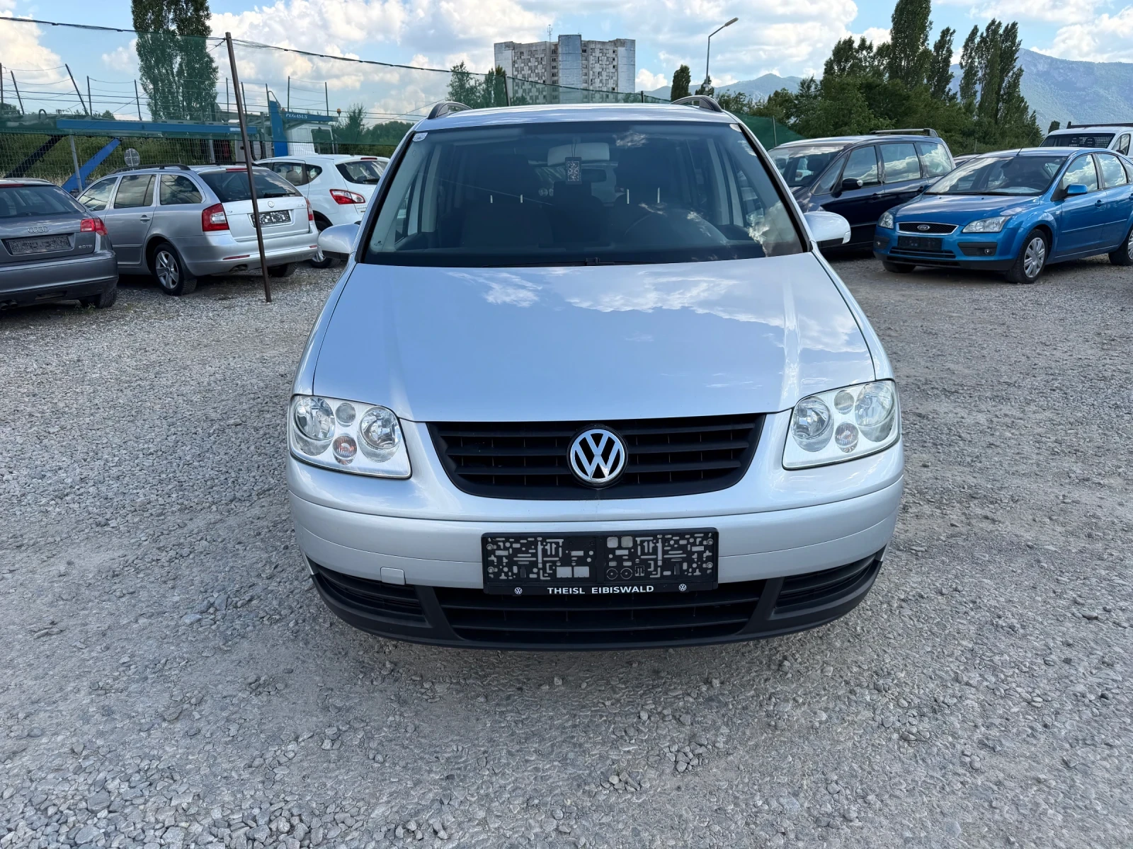 VW Touran 1.9TDI-101-7 МЕСТЕН, снимка 2 - Автомобили и джипове - 54971749