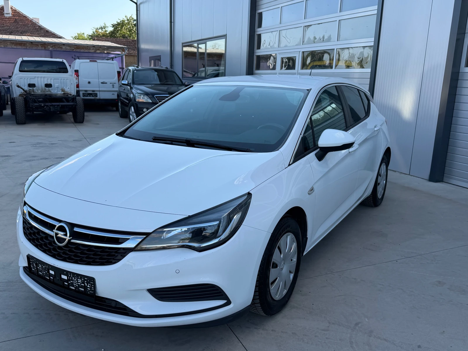 Opel Astra 1.6CDTI Euro6, снимка 3 - Автомобили и джипове - 55077264