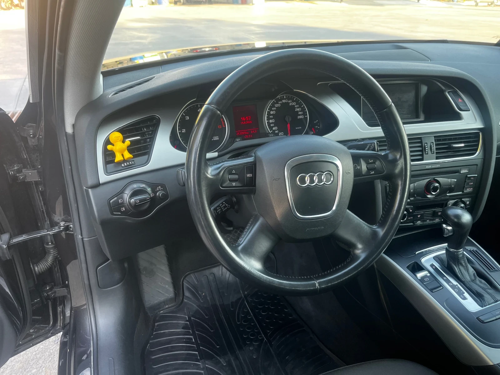 Audi A4 B8, снимка 10 - Автомобили и джипове - 55799403