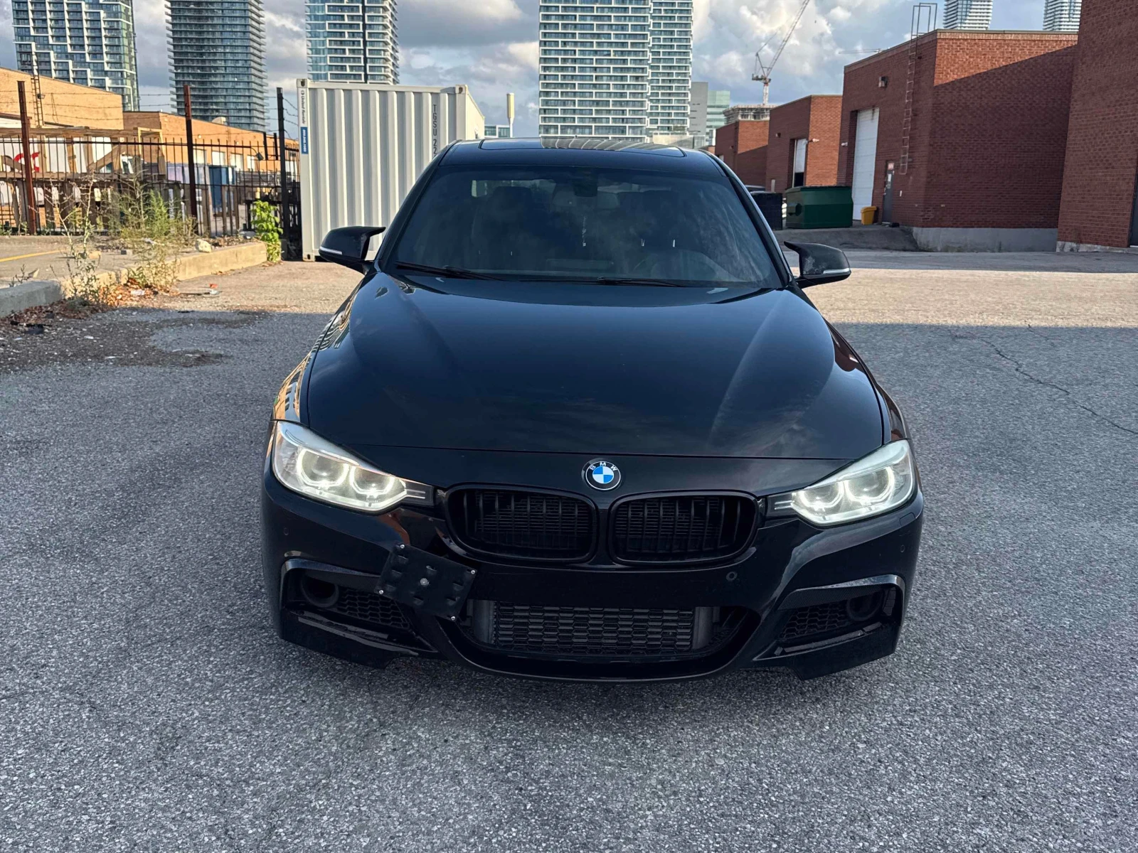 BMW 335 i / Harman Kardon / CARFAX/ АВТОКРЕДИТ , снимка 6 - Автомобили и джипове - 55812361