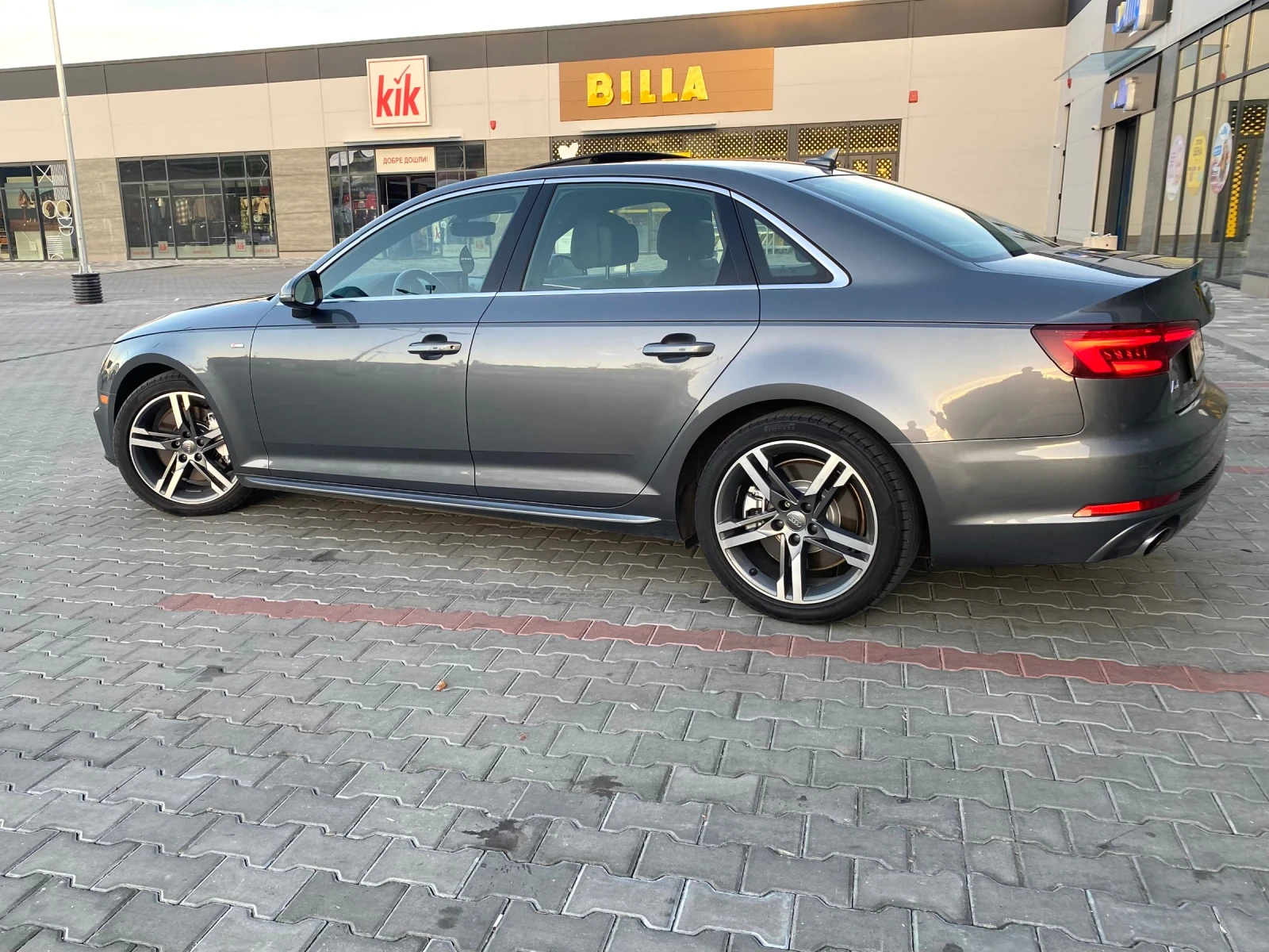 Audi A4 2018 2.0T S-Line пакет, снимка 3 - Автомобили и джипове - 56103856