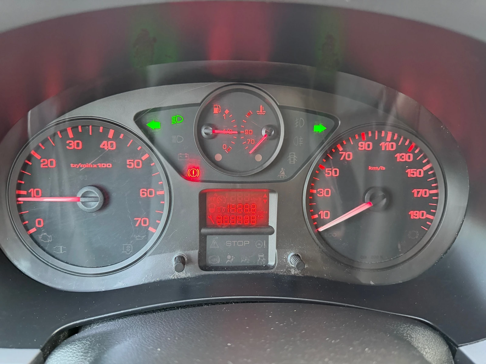 Peugeot Partner, снимка 9 - Автомобили и джипове - 56288803