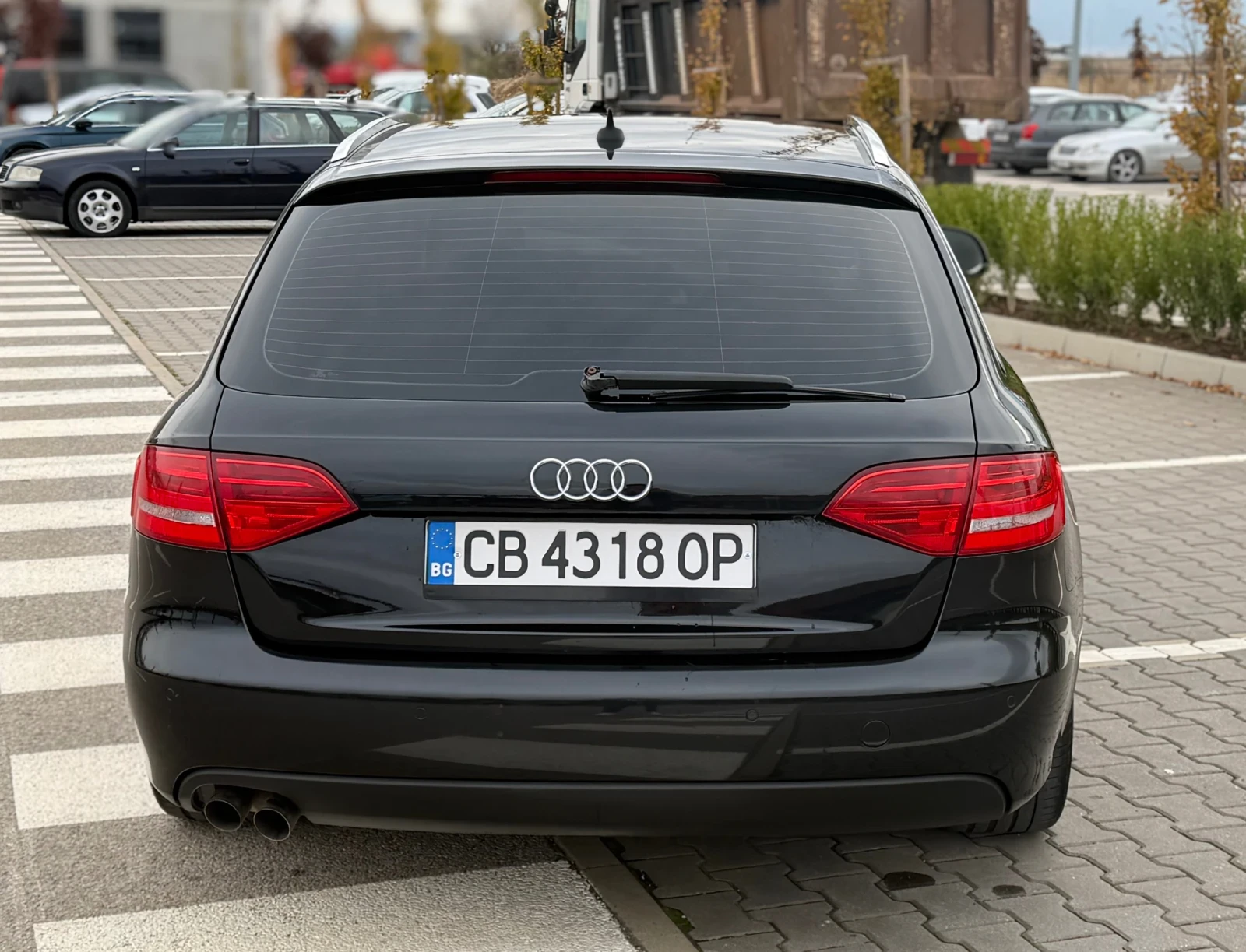 Audi A4 2.0 TDI 6 speed //TOP//, снимка 5 - Автомобили и джипове - 56520643