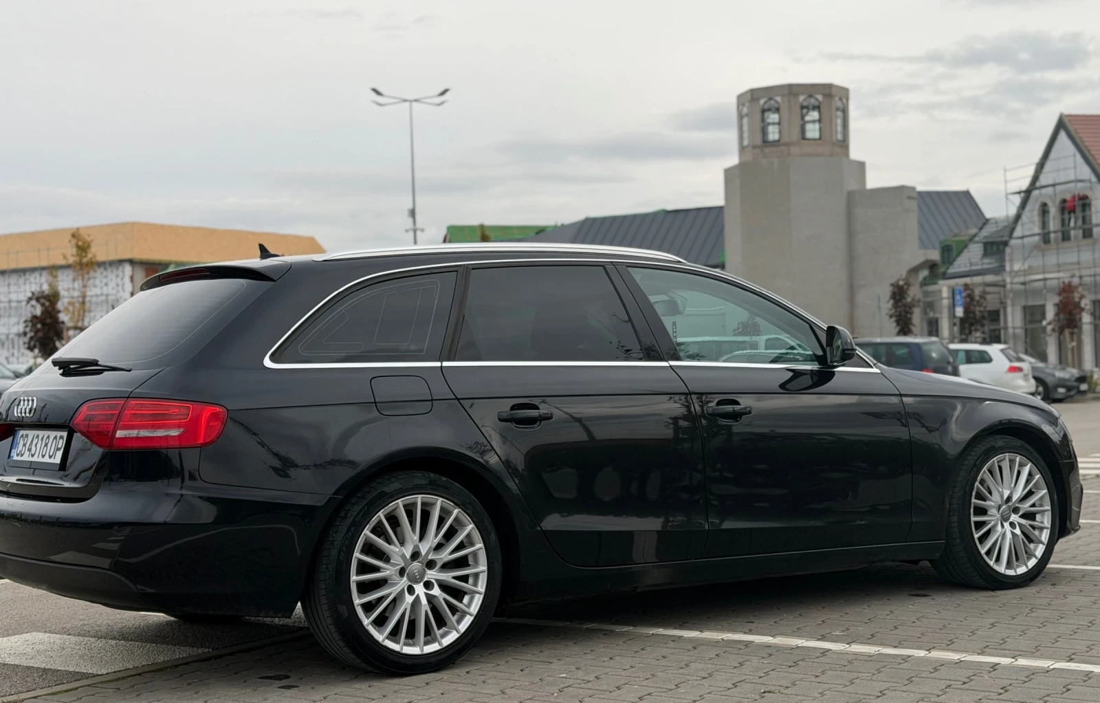 Audi A4 2.0 TDI 6 speed //TOP//, снимка 6 - Автомобили и джипове - 56520643
