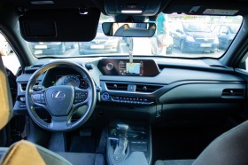 Lexus UX 250H, снимка 8 - Автомобили и джипове - 45508824