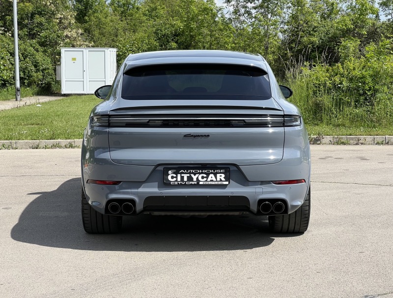 Porsche Cayenne E-HYBRID/COUPE/NEW MODEL/SPORT CHRONO/PANO/BOSE/22, снимка 5 - Автомобили и джипове - 45626786
