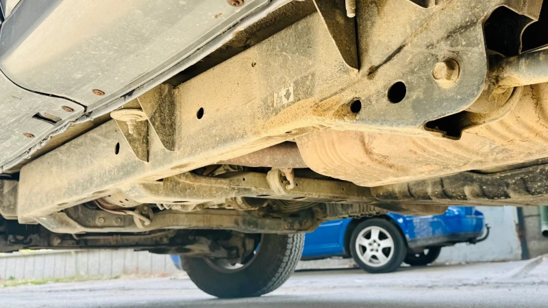 Kia Sorento 2.4, снимка 13 - Автомобили и джипове - 52502005