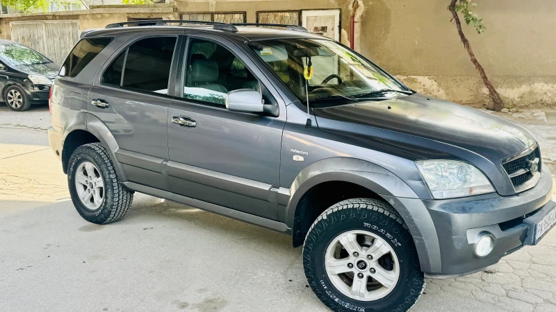 Kia Sorento 2.4, снимка 3 - Автомобили и джипове - 52502005