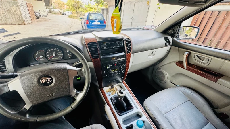 Kia Sorento 2.4, снимка 8 - Автомобили и джипове - 52502005