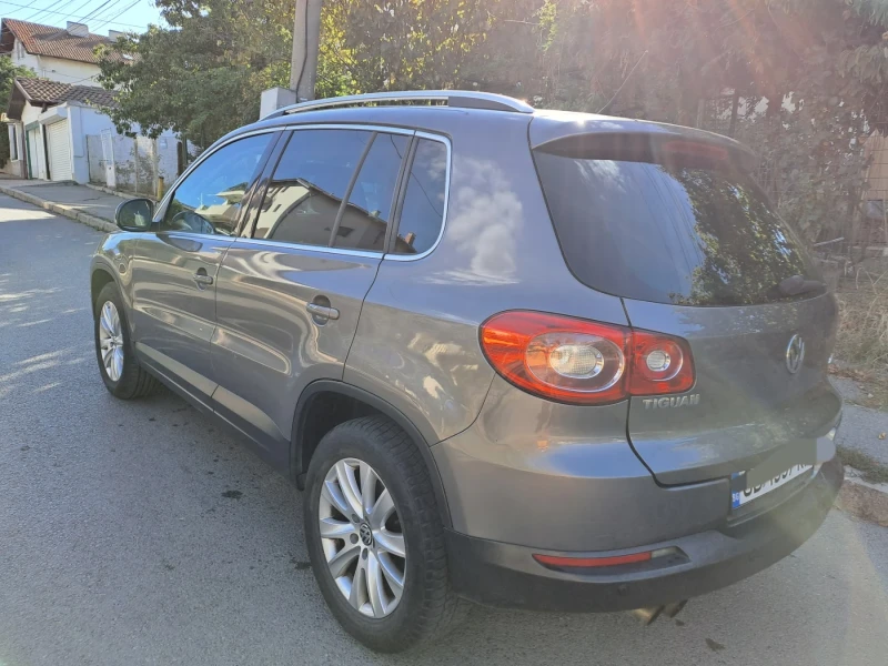 VW Tiguan 2.0 TDI, снимка 3 - Автомобили и джипове - 52826149