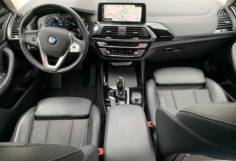 BMW X3 20d xDrive, снимка 4 - Автомобили и джипове - 22957592