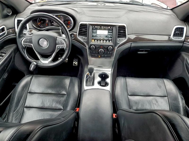 Jeep Grand cherokee 3.0L 6 4x4 w/Rear Wheel Drv, снимка 13 - Автомобили и джипове - 52882847