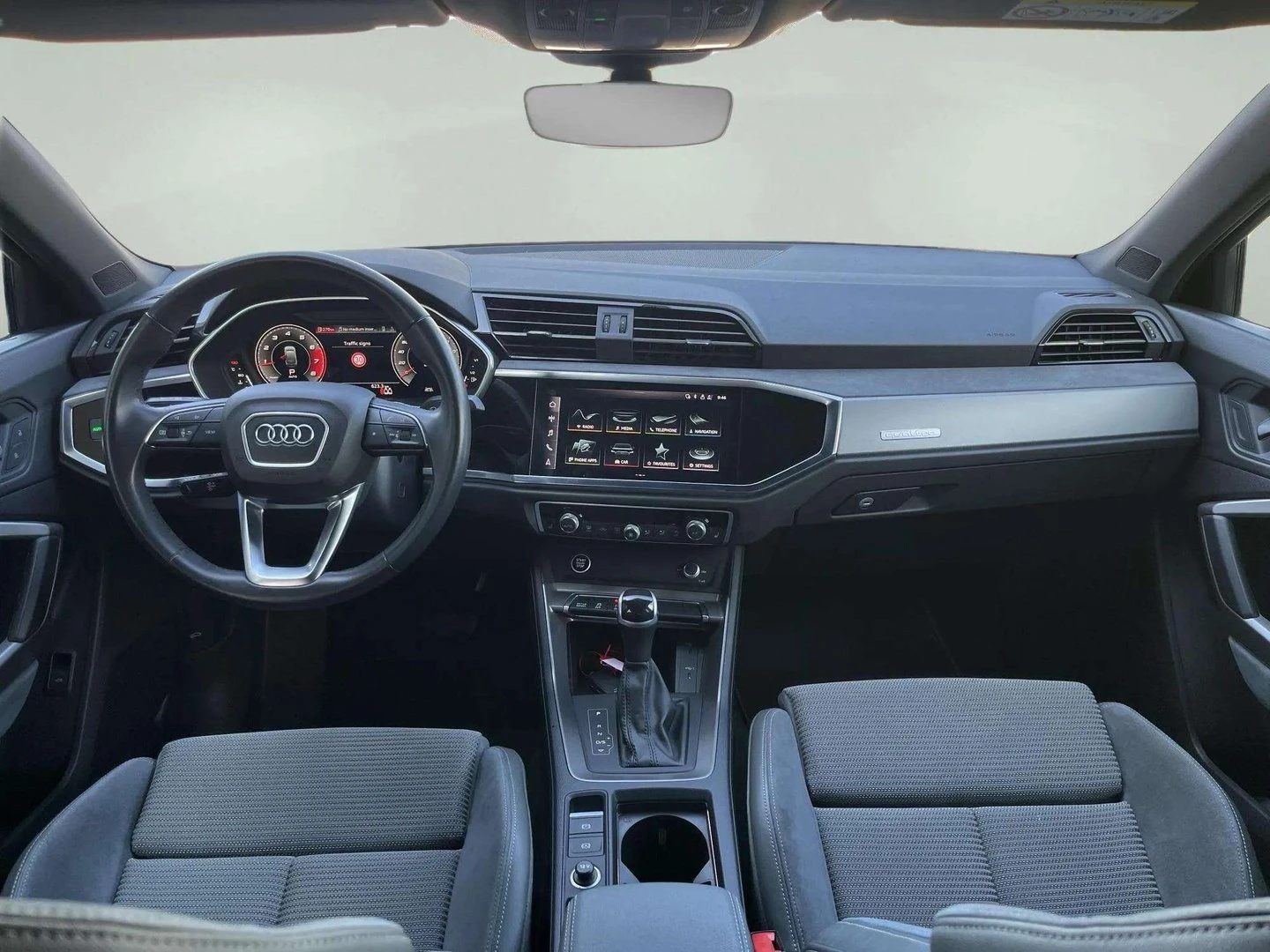 Audi Q3 S line 40 TFSI quattro | Mobile.bg — изображение 9