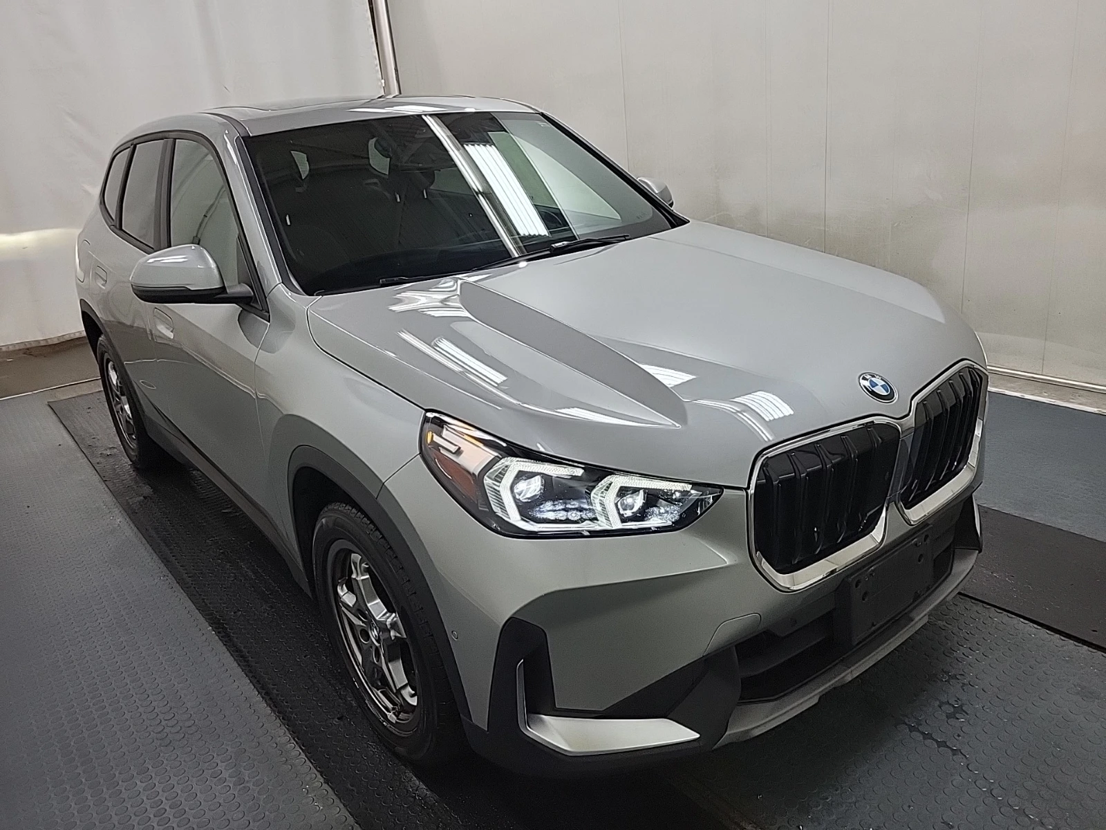 BMW X1 * 28i* CARFAX * БЕЗ ПЪРВОНАЧАЛНА ВНОСКА - изображение 2