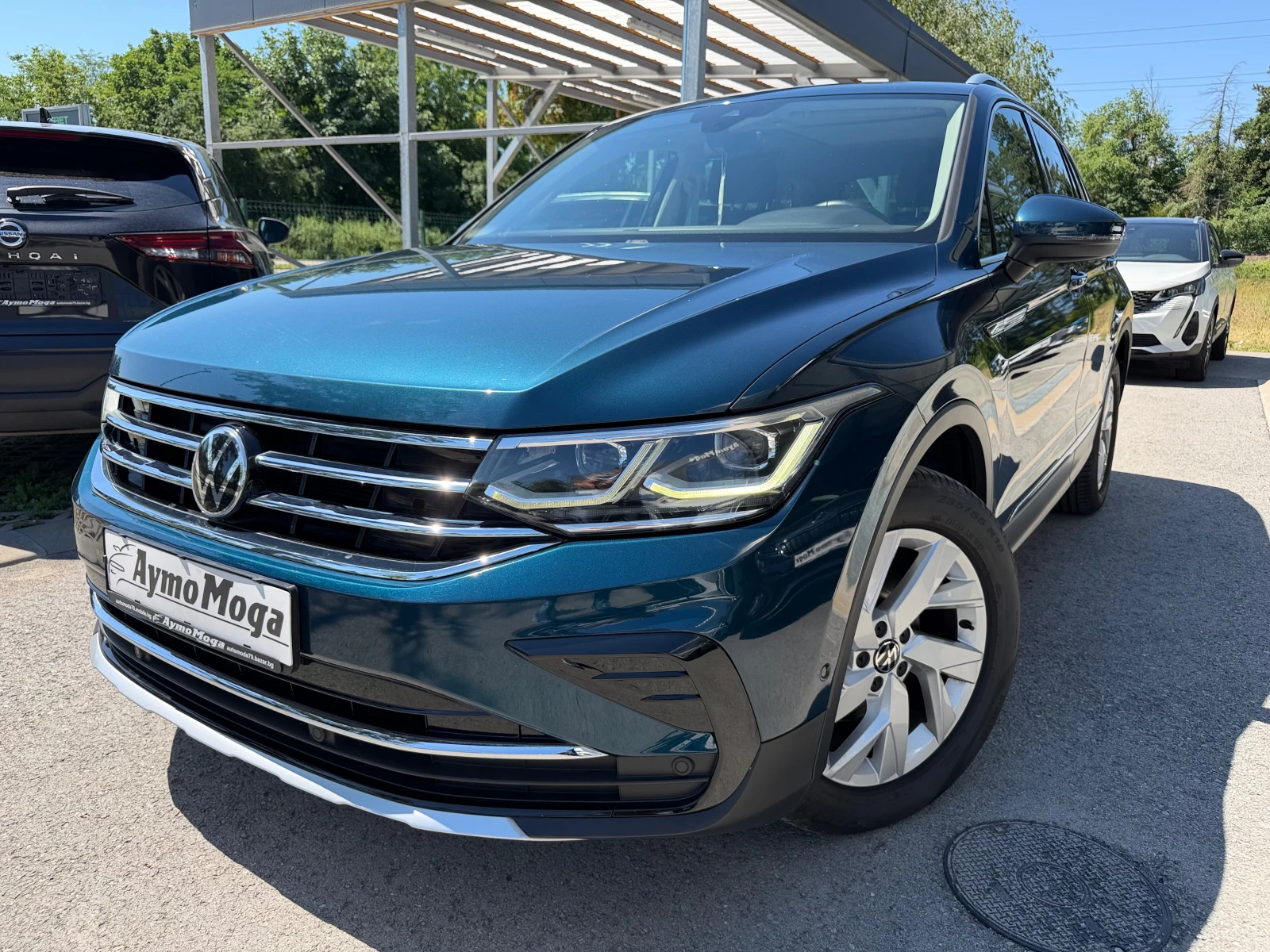 VW Tiguan 2.0 4X4 HIGLINE, снимка 2 - Автомобили и джипове - 52939508