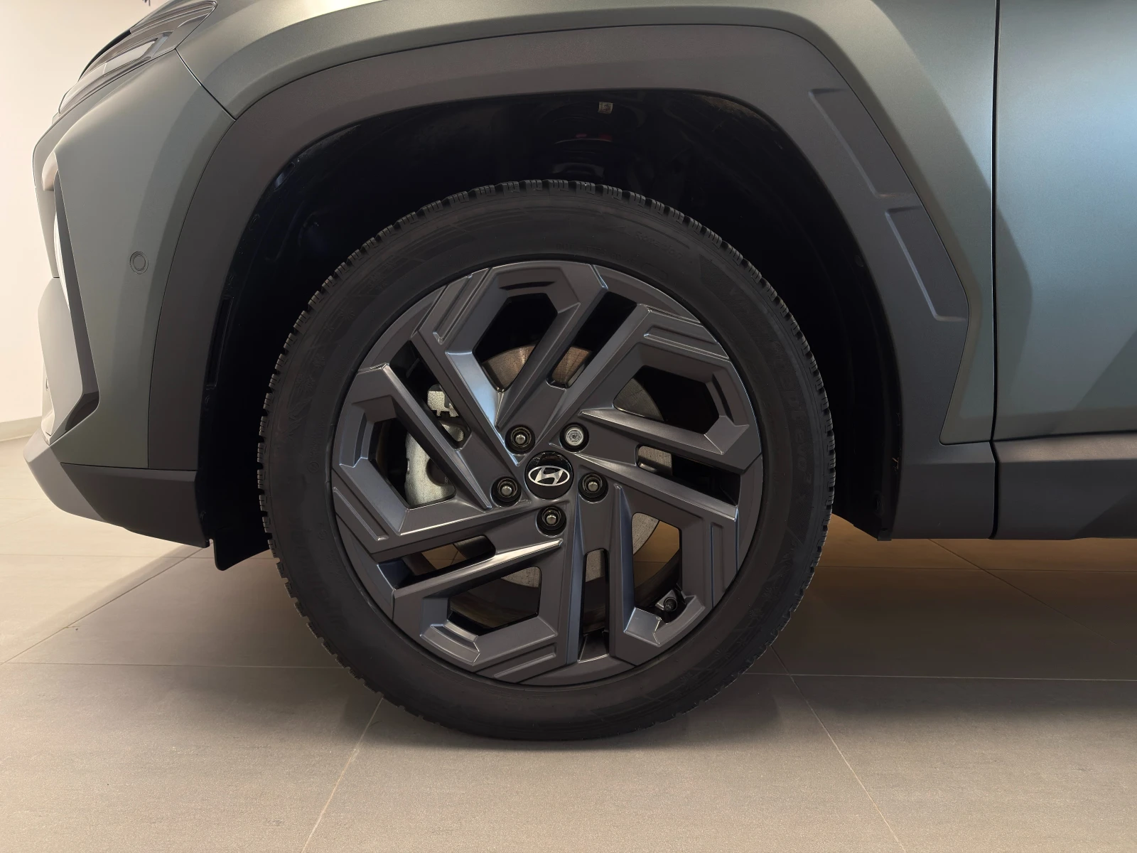 Hyundai Tucson PREMIUM 20th ANNIVERSARY Hybrid - изображение 9