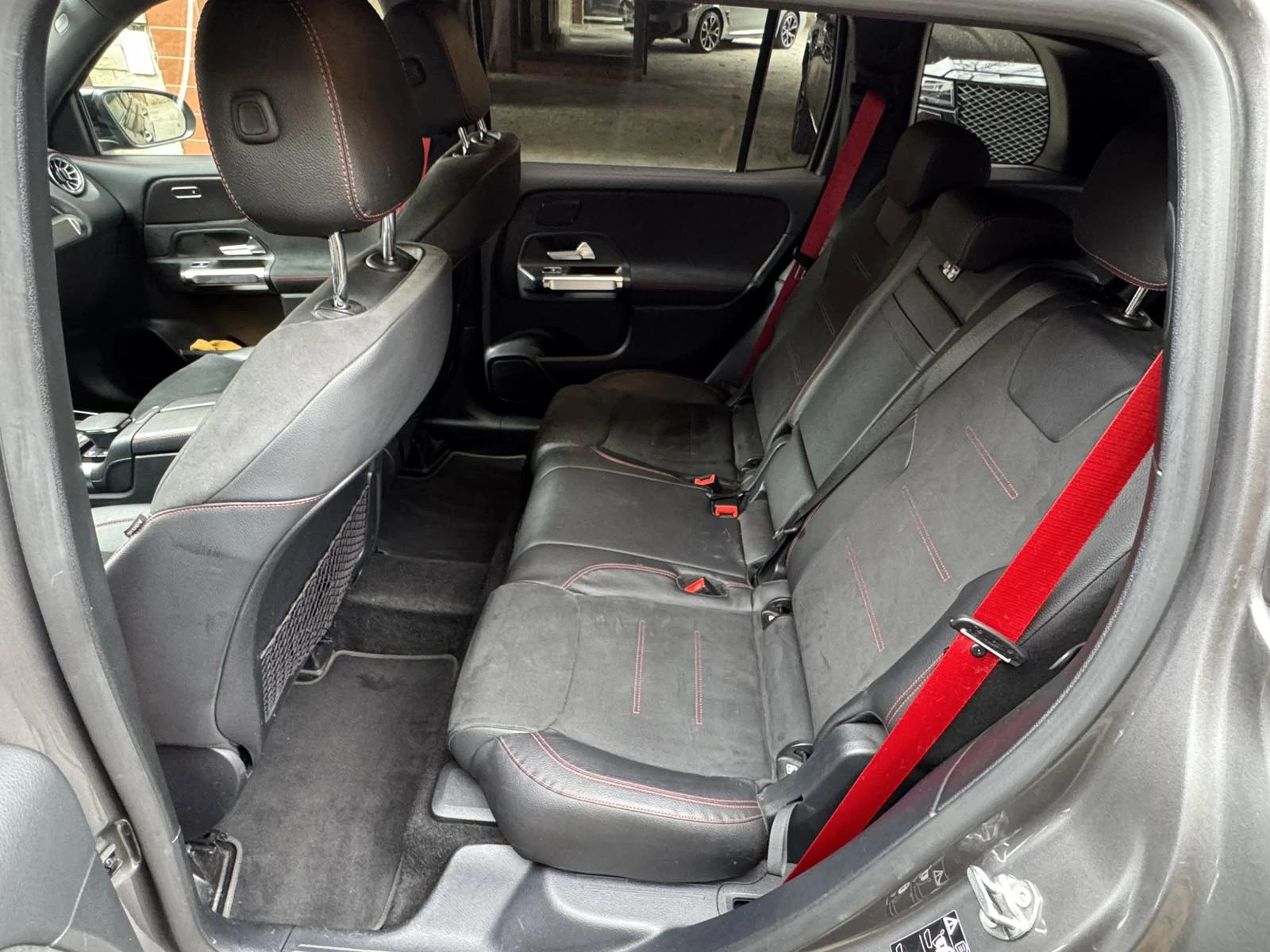 Mercedes-Benz GLB35AMG 4M Multibeam ������ MBUX High-End Night ����� | Mobile.bg � ����������� 14