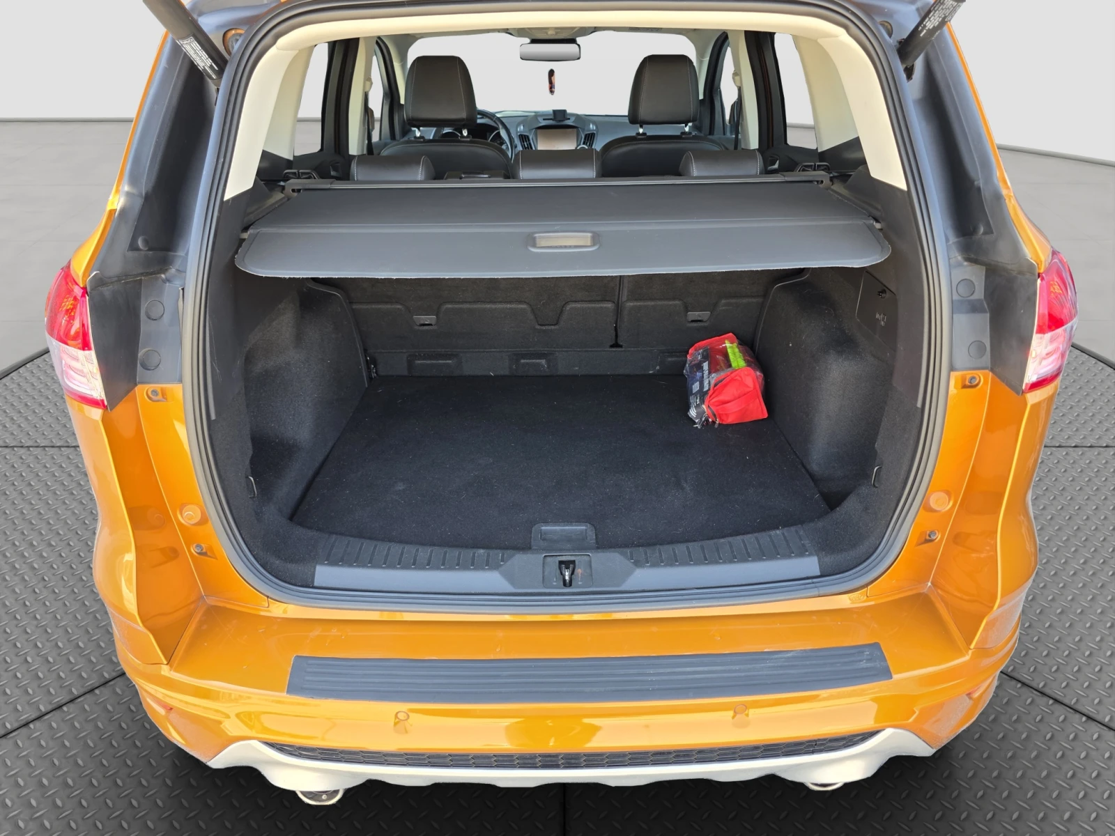 Ford Kuga 2.0 TDCI 4x4 TITANIUM, снимка 14 - Автомобили и джипове - 54766400