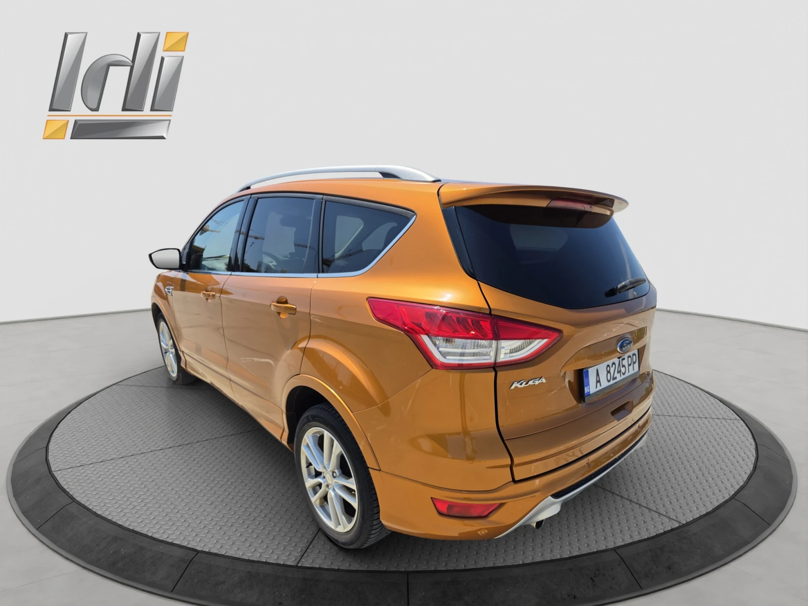 Ford Kuga 2.0 TDCI 4x4 TITANIUM, снимка 4 - Автомобили и джипове - 54766400