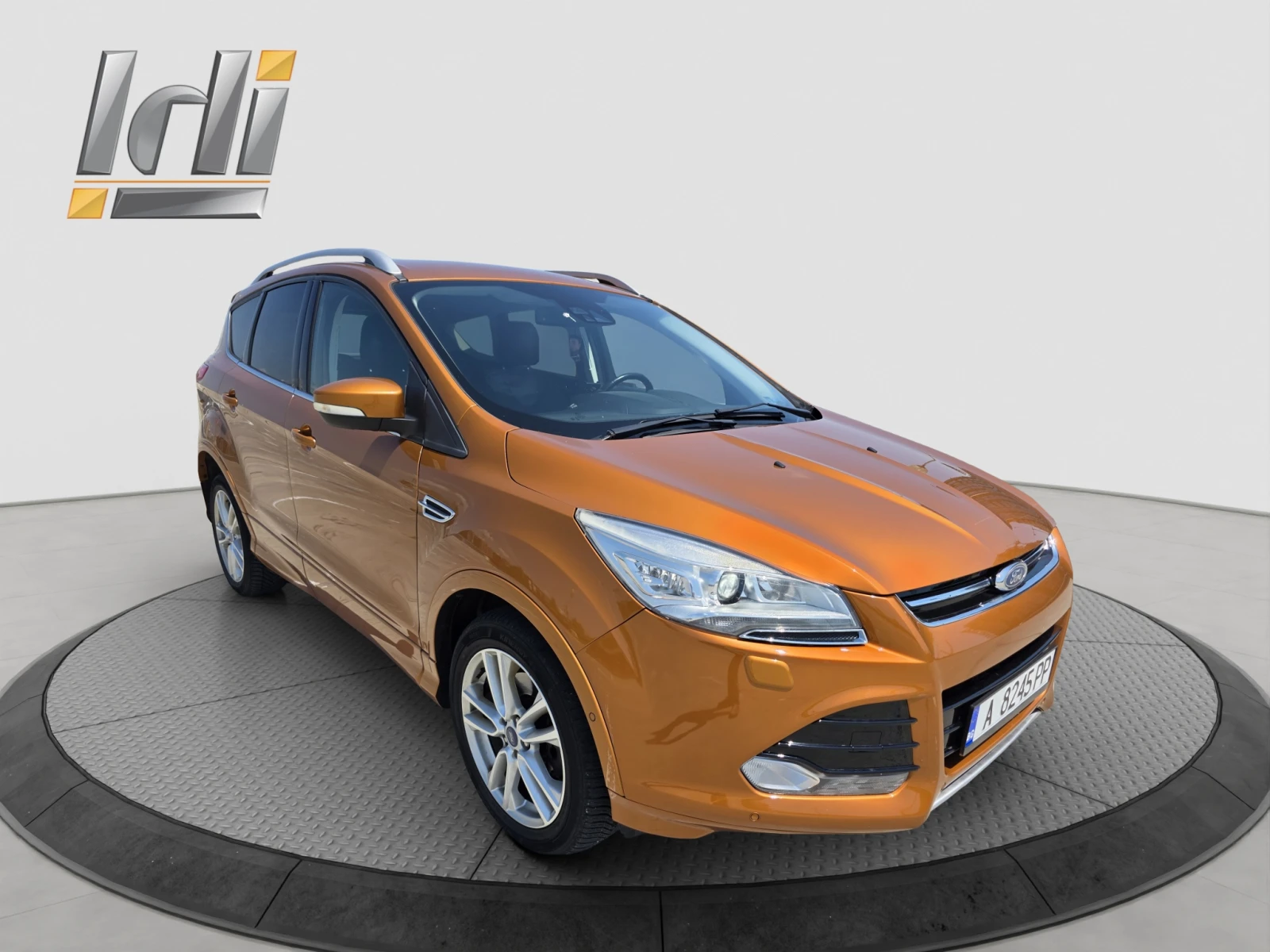 Ford Kuga 2.0 TDCI 4x4 TITANIUM, снимка 8 - Автомобили и джипове - 54766400
