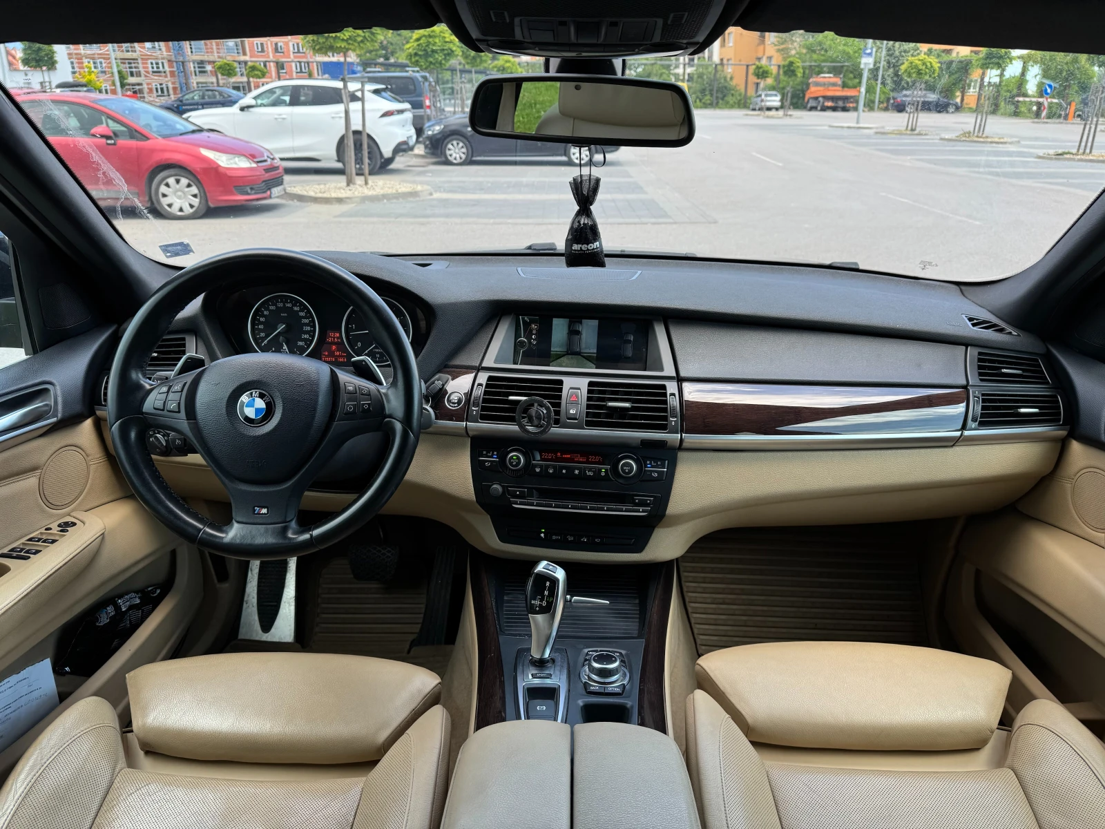 BMW X5 40d 8 ZF Facelift M Pack, снимка 8 - Автомобили и джипове - 54867115
