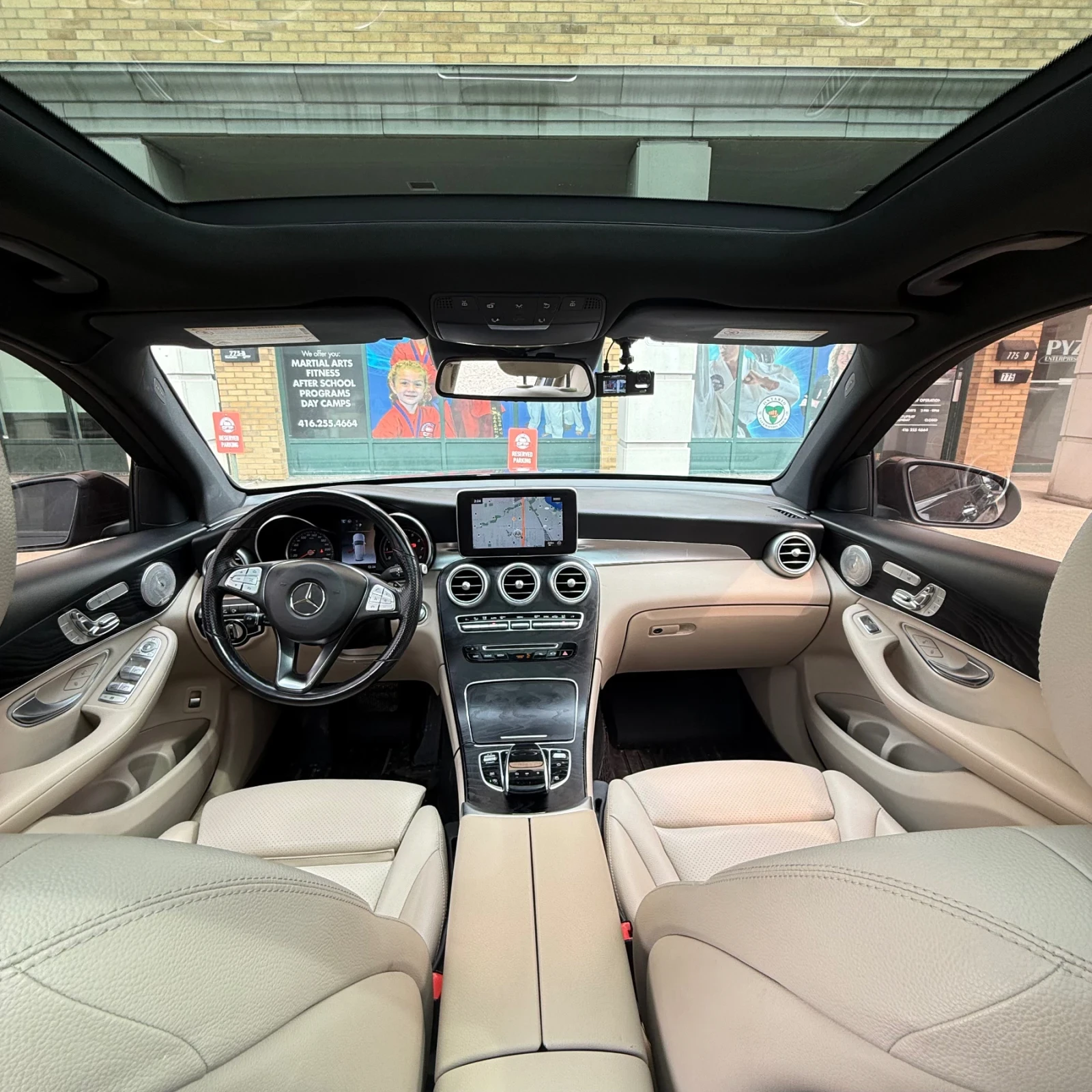 Mercedes-Benz GLC 300 AMG Premium-Technology пакет, Black Line , снимка 7 - Автомобили и джипове - 55175431