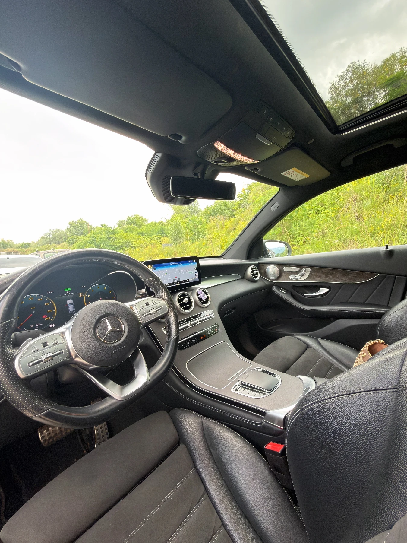 Mercedes-Benz GLC 300 4MATIC COUPE, снимка 5 - Автомобили и джипове - 55504394