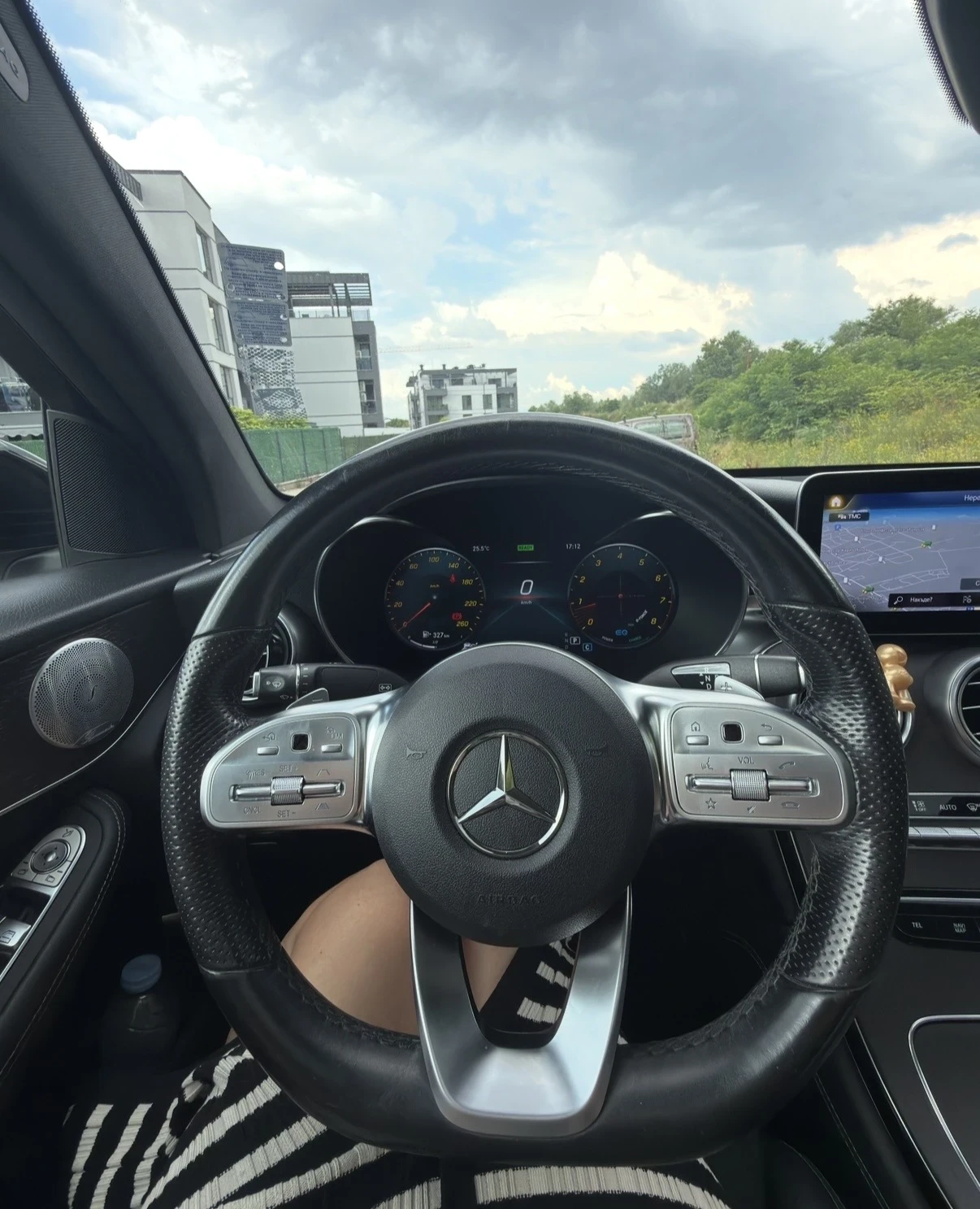 Mercedes-Benz GLC 300 4MATIC COUPE, снимка 11 - Автомобили и джипове - 55504394