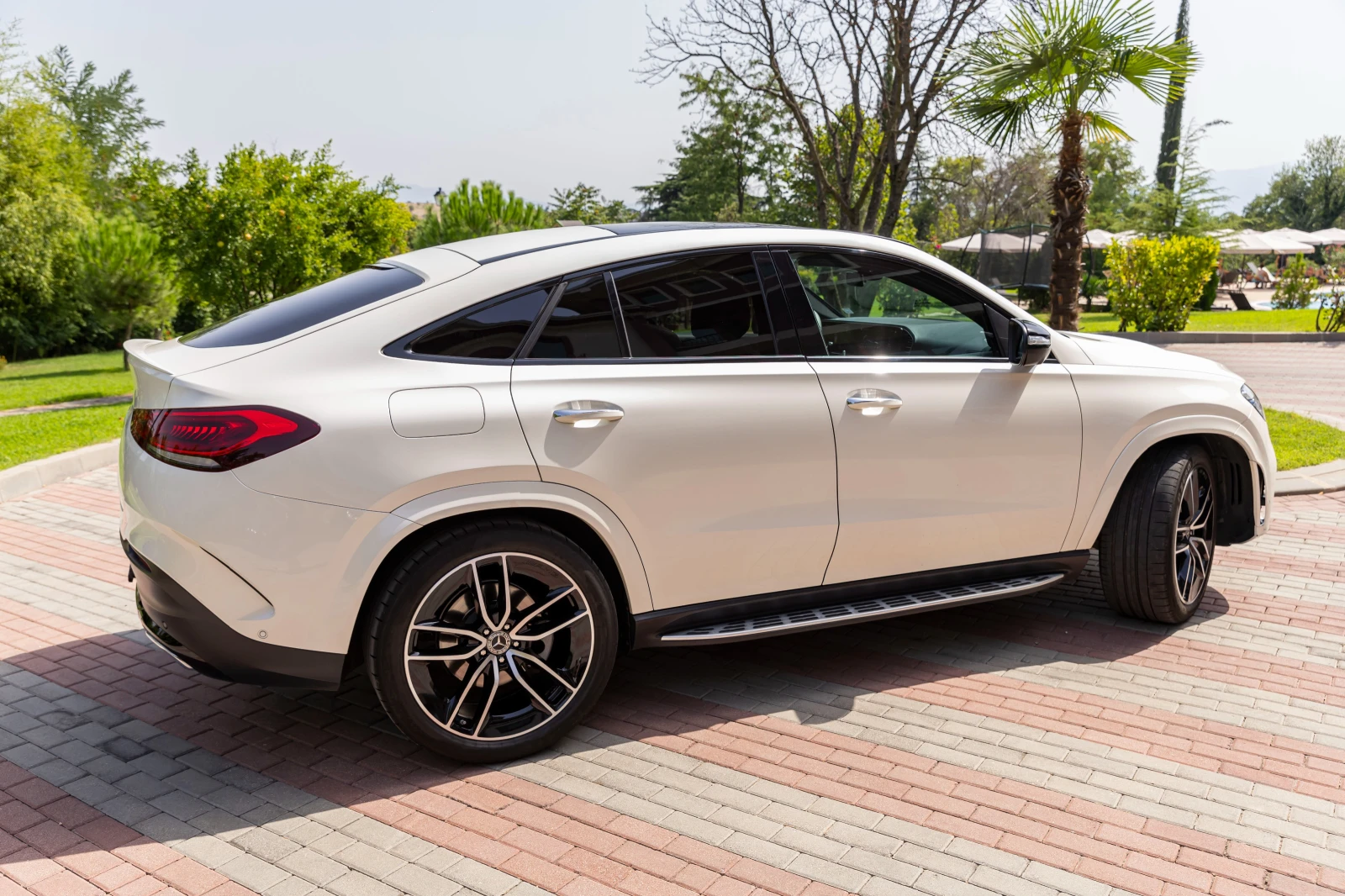 Mercedes-Benz GLE 400 Coupe, снимка 14 - Автомобили и джипове - 55901586