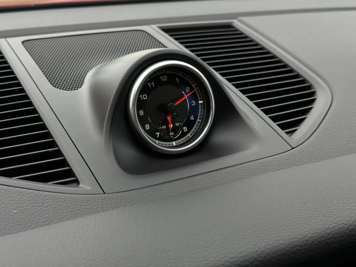 Porsche Macan BOSE* Sport Chrono Package, снимка 15 - Автомобили и джипове - 56232858