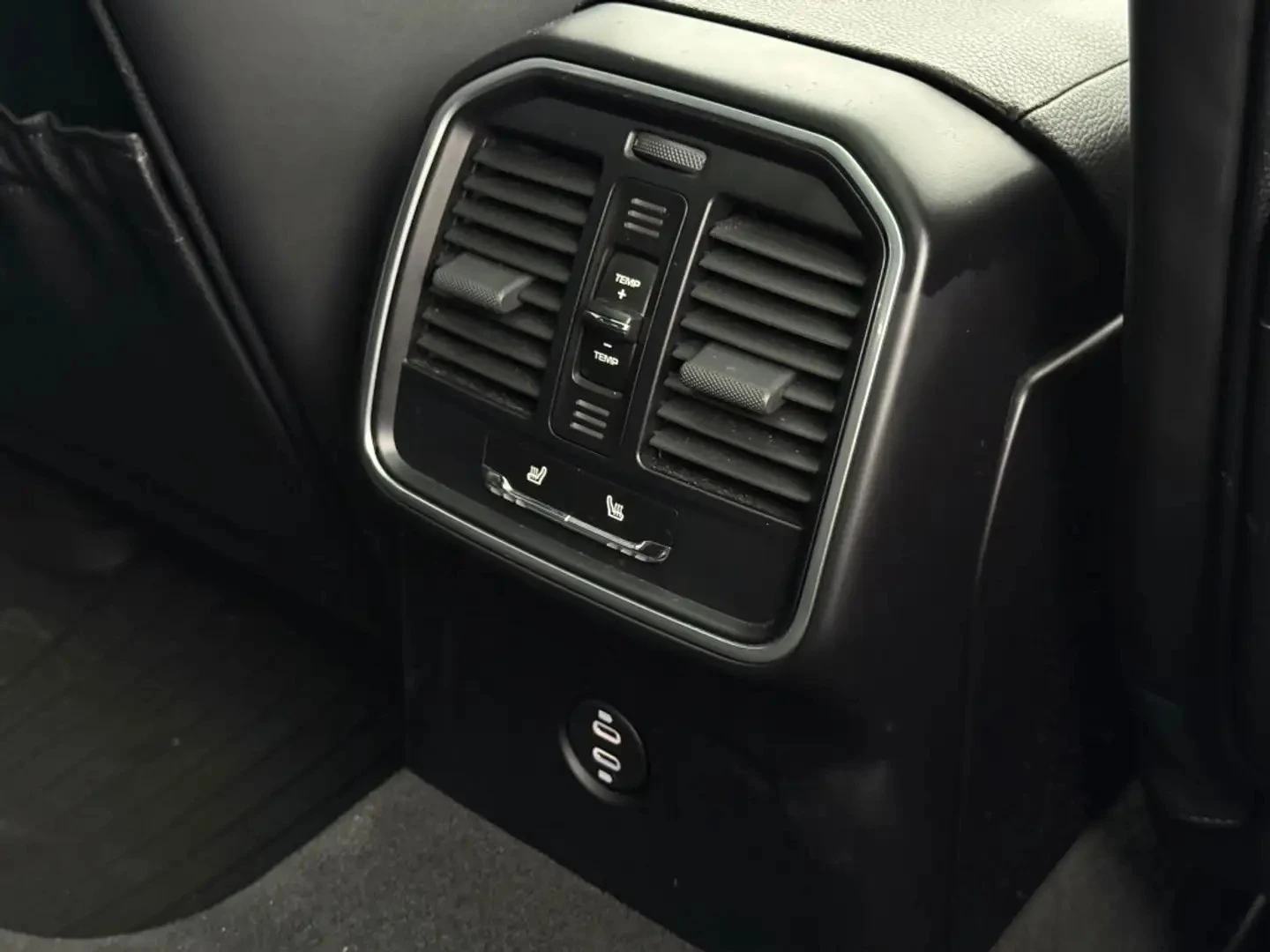 Porsche Macan BOSE* Sport Chrono Package, снимка 17 - Автомобили и джипове - 56232858