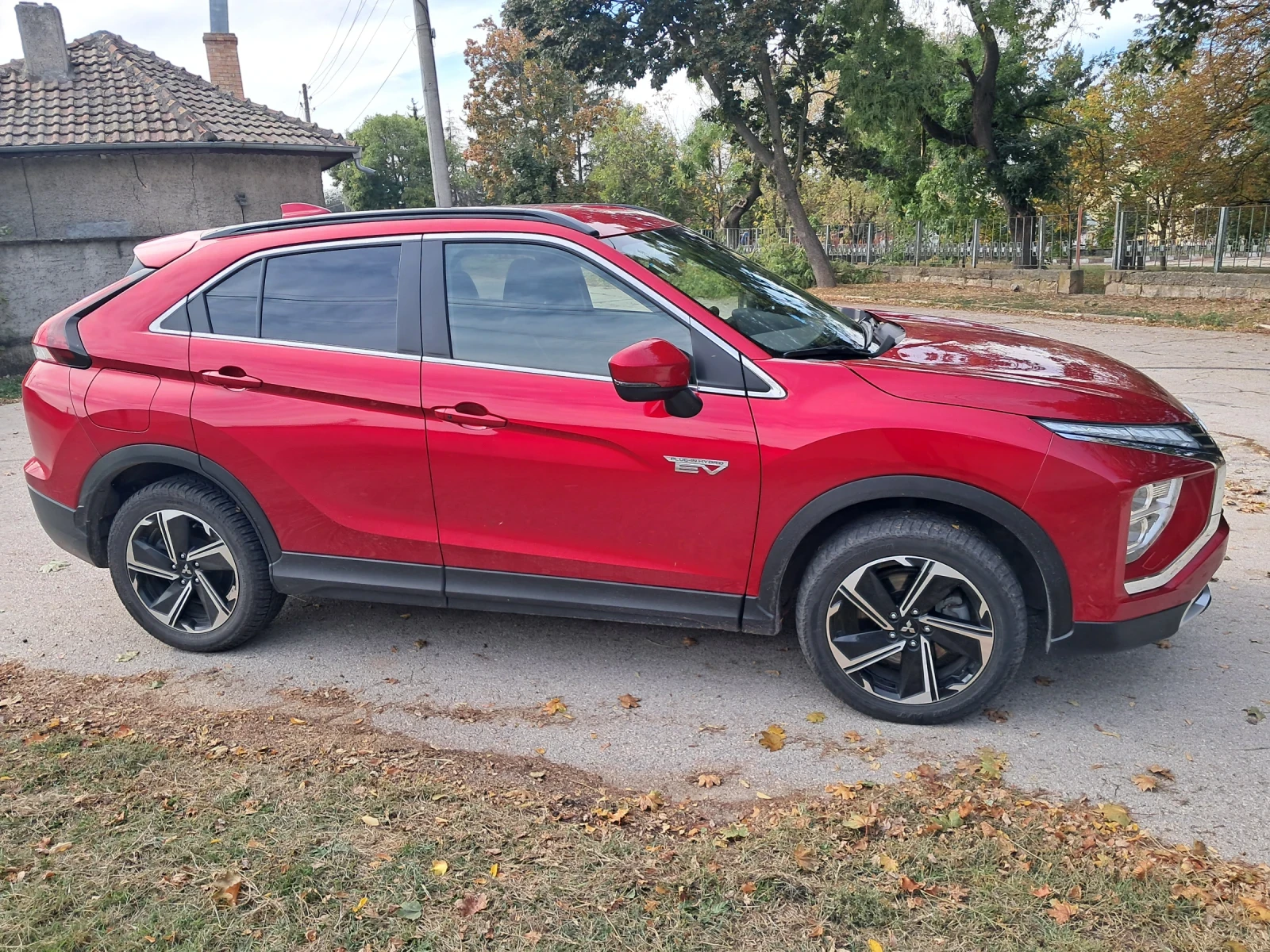 Mitsubishi Eclipse Cross 2.4 PHEV, S-AWC, снимка 5 - Автомобили и джипове - 56521345