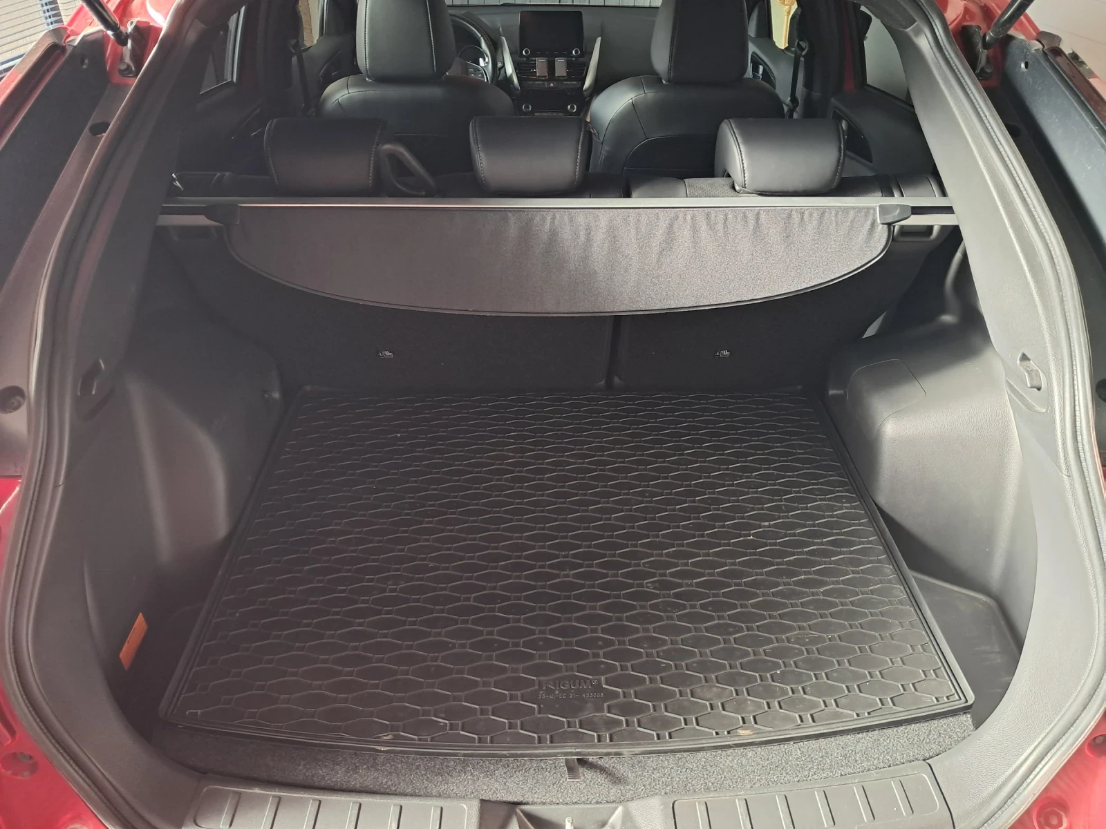 Mitsubishi Eclipse Cross 2.4 PHEV, S-AWC, снимка 13 - Автомобили и джипове - 56521345