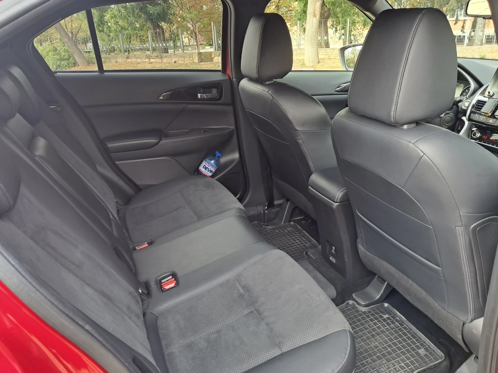 Mitsubishi Eclipse Cross 2.4 PHEV, S-AWC, снимка 9 - Автомобили и джипове - 56521345
