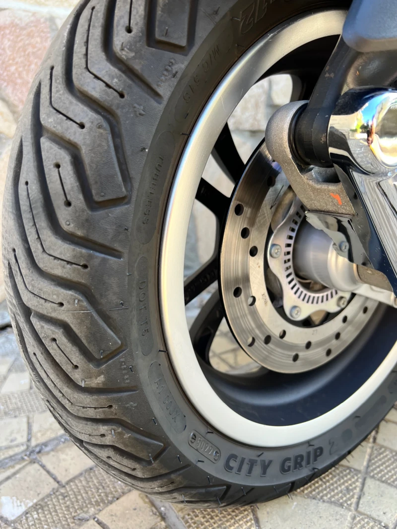 Vespa GTS Super GTS 300 с Vespa куфар, снимка 11 - Мотоциклети и мототехника - 52588681