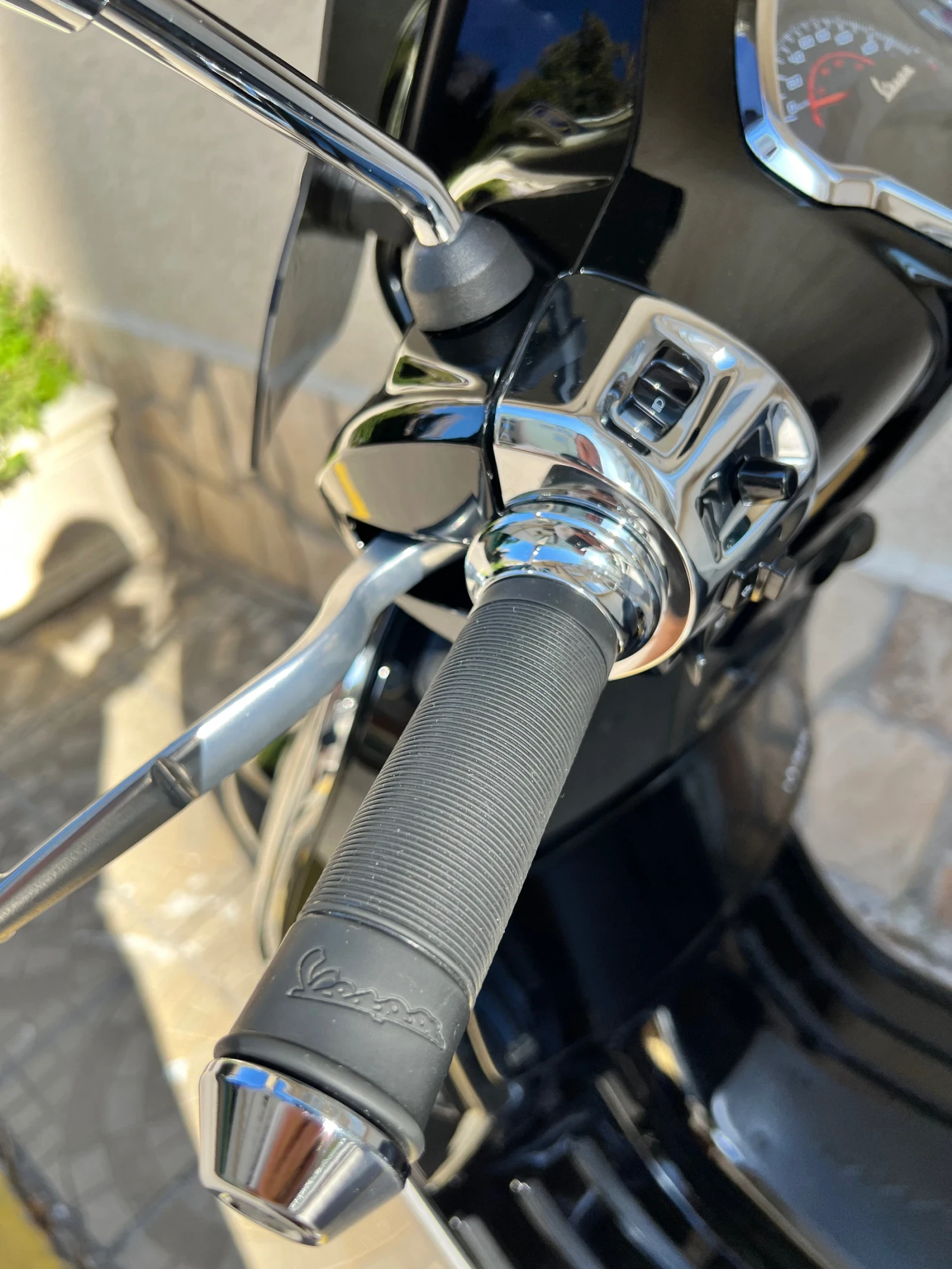 Vespa GTS Super GTS 300 с Vespa куфар - изображение 8