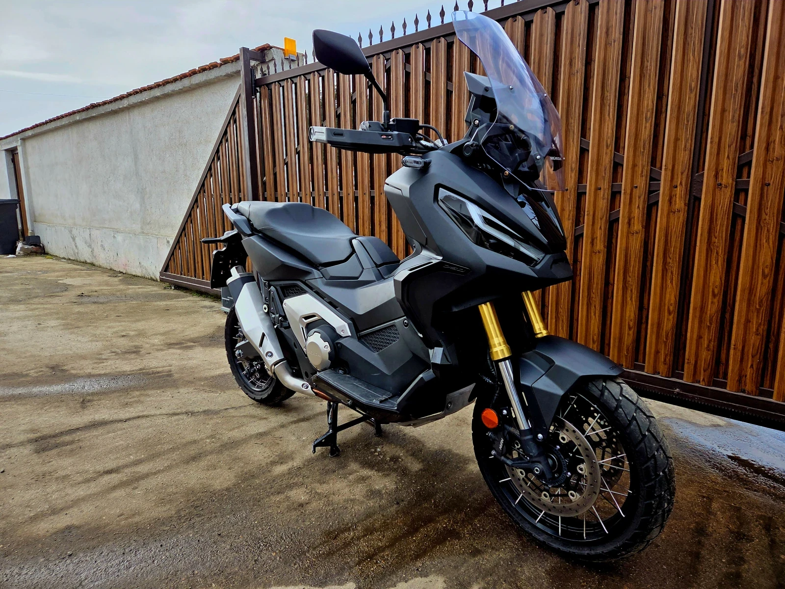 Honda X-ADV 750i, ABS, TC, DCT - изображение 2