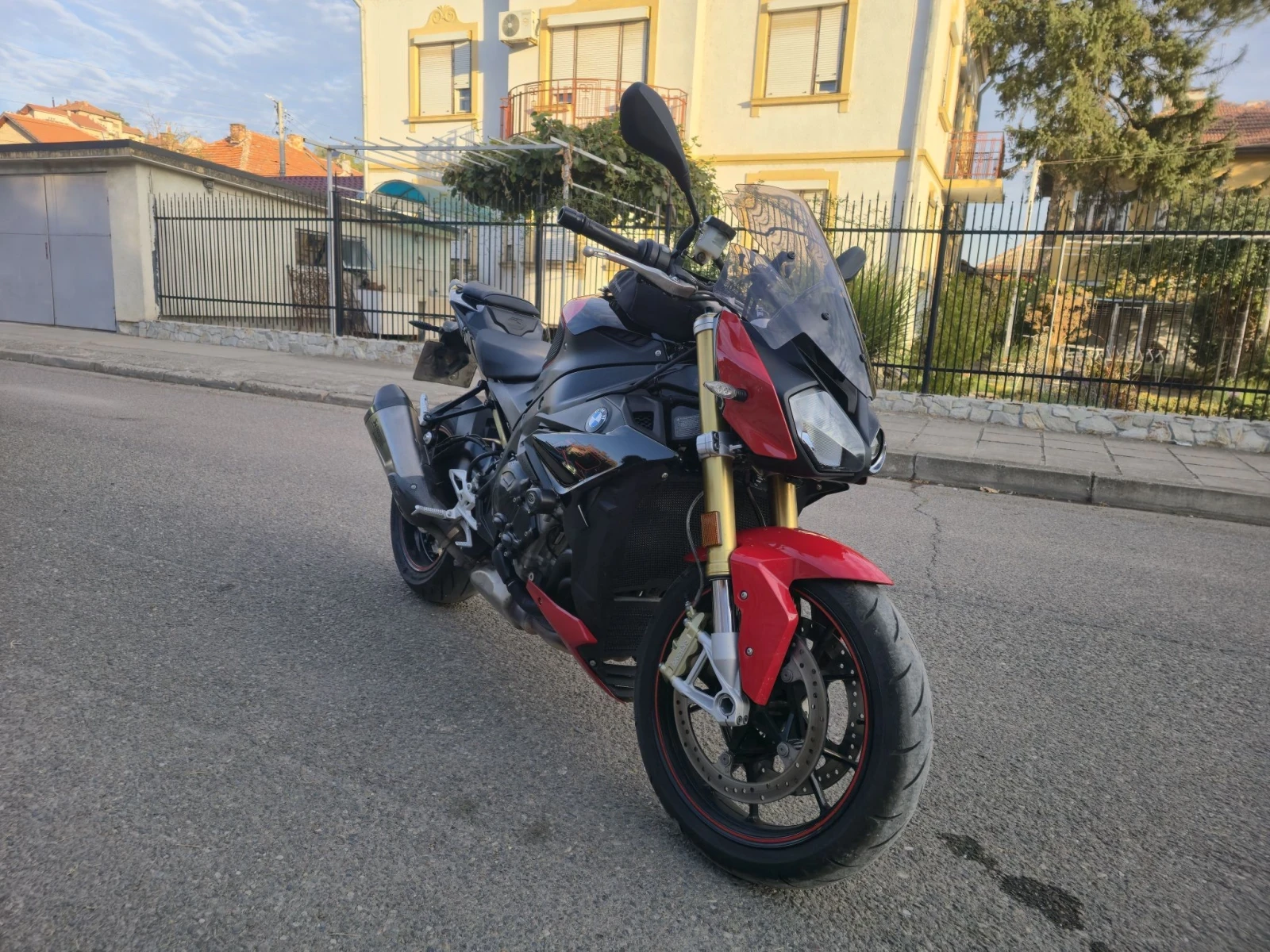 BMW S S1000R, снимка 2 - Мотоциклети и мототехника - 56437281