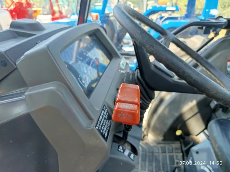 Трактор Kubota 41К.С 4Х4, снимка 6 - Селскостопанска техника - 46836002