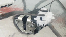 Toyota Yaris Hybrid P13 части брави, стъкло ел. инсталация и волан - Тойота Ярис Хибрид П13, снимка 6