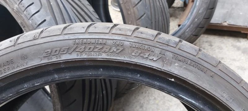 Гуми Летни 205/40R17, снимка 7 - Гуми и джанти - 30574891