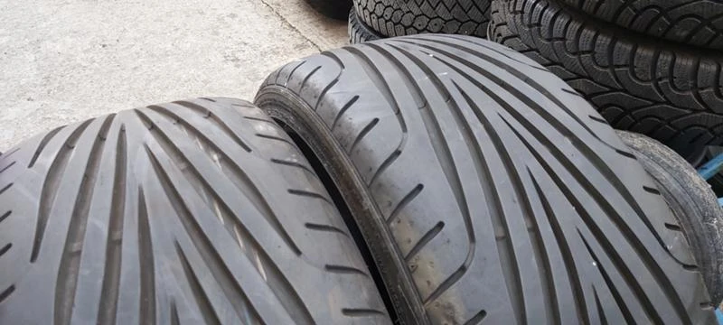 Гуми Летни 205/40R17, снимка 3 - Гуми и джанти - 30574891